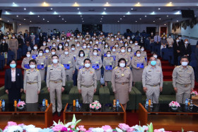 พิธีมอบเกียรติบัตร “คนดีศรี อว.” และข้าราชการพลเรือนดีเด่น ... พารามิเตอร์รูปภาพ 6