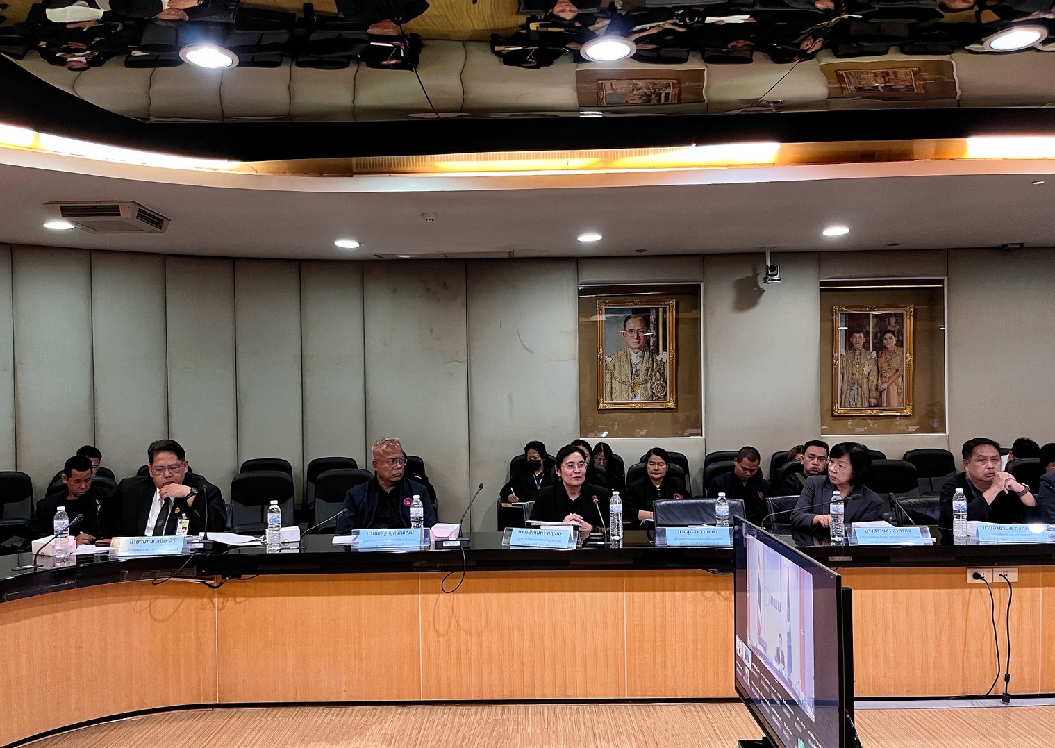 ภาพรอง 1