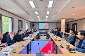 กลุ่มนิติกรรมสัญญาและคดี กองกฎหมาย สป.อว. เดินทางไปปฏิบัติรา ... พารามิเตอร์รูปภาพ 2